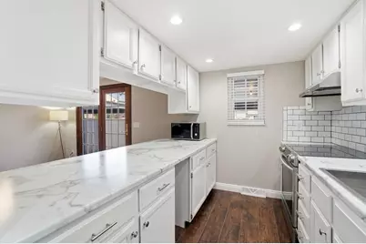 1683 Saint Albans Court #22-83, Columbus, OH 43220 - Photo 21