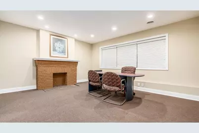 2582 Cleveland Avenue, Columbus, OH 43211 - Photo 25