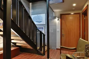 415 E South St, Worthington, OH 43085 - Photo 79