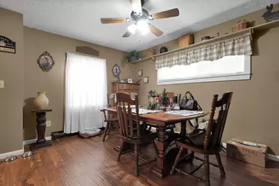 1576 Miami Trace Road SE, Washington Court House, OH 43160 - Photo 13