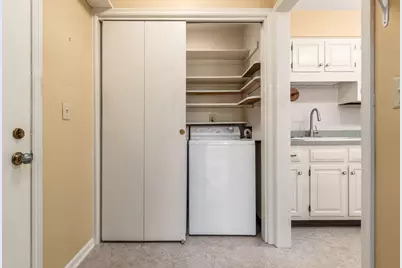 4765 Coach Road, Columbus, OH 43220 - Photo 21