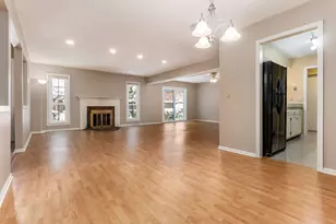 4765 Coach Rd, Columbus, OH 43220 - Photo 7