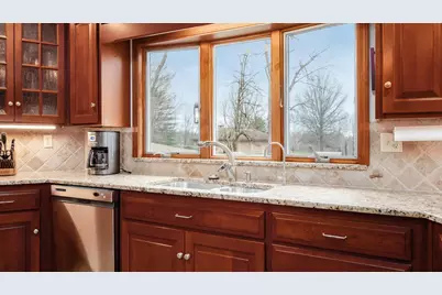 5110 Wilshire Drive, Zanesville, OH 43701 - Photo 15