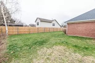 7909 Ct Ridge Ln, Fairborn, OH 45324 - Photo 25