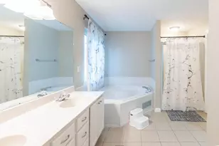 7909 Ct Ridge Ln, Fairborn, OH 45324 - Photo 19