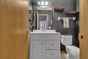 1592 Magoffin Ave, Columbus, OH 43207 - Photo 21