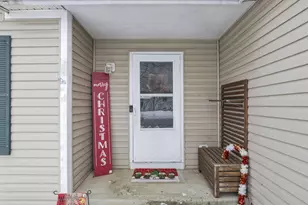 1592 Magoffin Ave, Columbus, OH 43207 - Photo 3