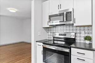 1357 Genessee Ave, Columbus, OH 43211 - Photo 11