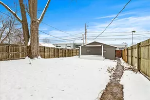 1357 Genessee Ave, Columbus, OH 43211 - Photo 23