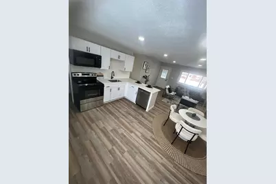 1861 Alvason Avenue, Columbus, OH 43219 - Photo 15