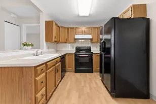 8574 Victoria Meadow Ln, Reynoldsburg, OH 43068 - Photo 11