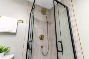 72 Avondale Ave, Columbus, OH 43222 - Photo 23