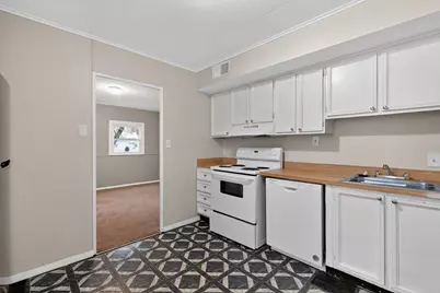 290 S Hampton Road, Columbus, OH 43213 - Photo 9