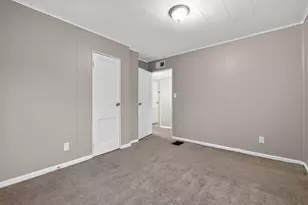 290 S Hampton Rd, Columbus, OH 43213 - Photo 21