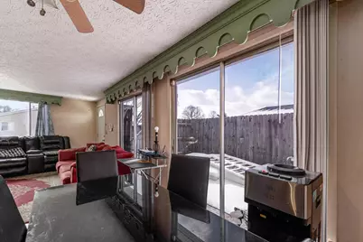 3830 Charbonnett Court #6A, Columbus, OH 43232 - Photo 5