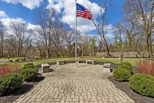 1000 Urlin Ave, Columbus, OH 43212 - Photo 33