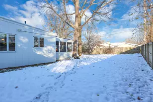 4266 Fairoaks Dr, Columbus, OH 43214 - Photo 49