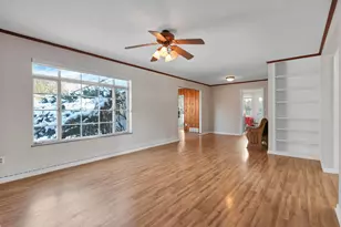 4266 Fairoaks Dr, Columbus, OH 43214 - Photo 13