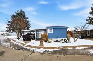 678 Robinson Rd SE, Washington Court House, OH 43160 - Photo 1