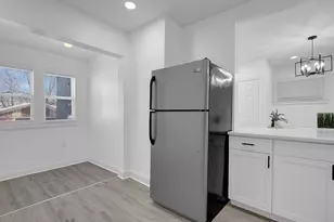 128 N Ogden Ave, Columbus, OH 43204 - Photo 13