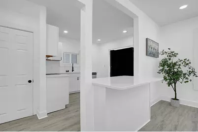 128 N Ogden Avenue, Columbus, OH 43204 - Photo 9