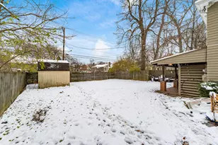 582 E Lincoln Ave, Columbus, OH 43214 - Photo 33