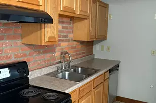 1360 S High St, Columbus, OH 43207 - Photo 11