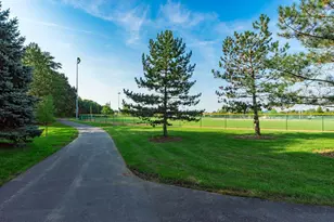 261 Dogwood Ln, Westerville, OH 43082 - Photo 37