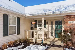 1086 Oak Bay Dr, Galloway, OH 43119 - Photo 3