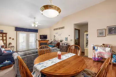 1086 Oak Bay Drive, Galloway, OH 43119 - Photo 9