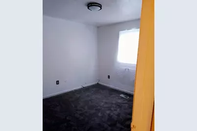 415 Florence Street, Washington Court House, OH 43160 - Photo 5