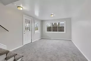 300 Loxley Dr, Columbus, OH 43207 - Photo 9