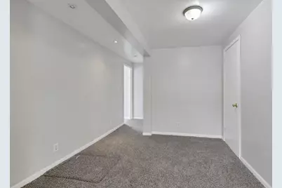 300 Loxley Drive, Columbus, OH 43207 - Photo 13