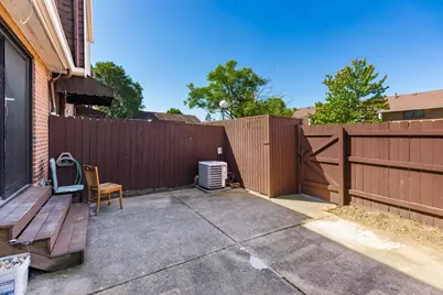 1865 Willoway Circle N, Columbus, OH 43220 - Photo 25