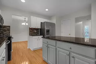 2230 Seton Dr, Lewis Center, OH 43035 - Photo 11