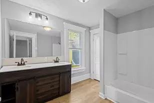 571 Gilbert St, Columbus, OH 43205 - Photo 13