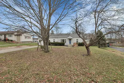 738 N Buena Vista Street, Newark, OH 43055 - Photo 3