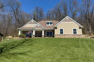 290 Jenna Dr, Newark, OH 43055 - Photo 1