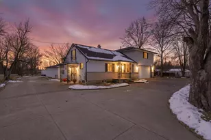 14379 E Broad St, Reynoldsburg, OH 43068 - Photo 1