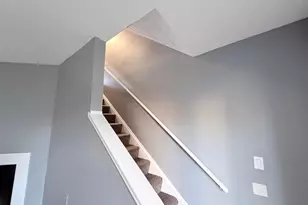 955 Cross Country Dr, Columbus, OH 43235 - Photo 9