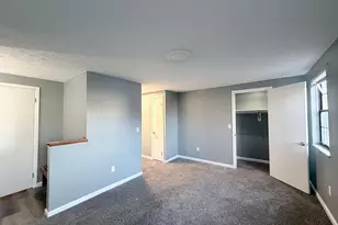 955 Cross Country Dr, Columbus, OH 43235 - Photo 11