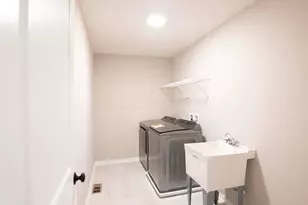 1717 Longhill Dr, Delaware, OH 43015 - Photo 27