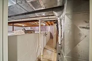 8228 Kingsley Dr, Reynoldsburg, OH 43068 - Photo 75