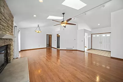 8228 Kingsley Drive, Reynoldsburg, OH 43068 - Photo 29