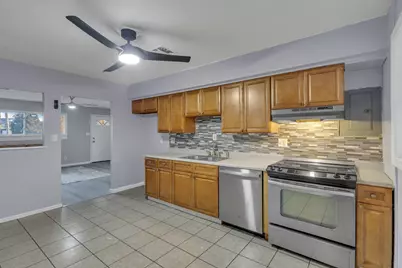 1945 Riverdale Road, Columbus, OH 43232 - Photo 9