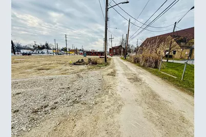 2299 Cleveland Avenue, Columbus, OH 43211 - Photo 11