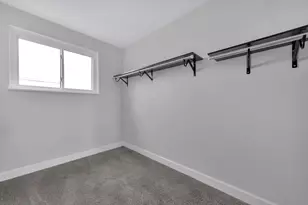 662 Bartfield Dr, Columbus, OH 43207 - Photo 5