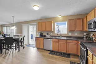 2415 Angelfire Dr, Grove City, OH 43123 - Photo 29