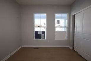 302 Reign Way, Pataskala, OH 43062 - Photo 3