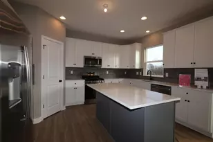 301 Reign Way, Pataskala, OH 43062 - Photo 7